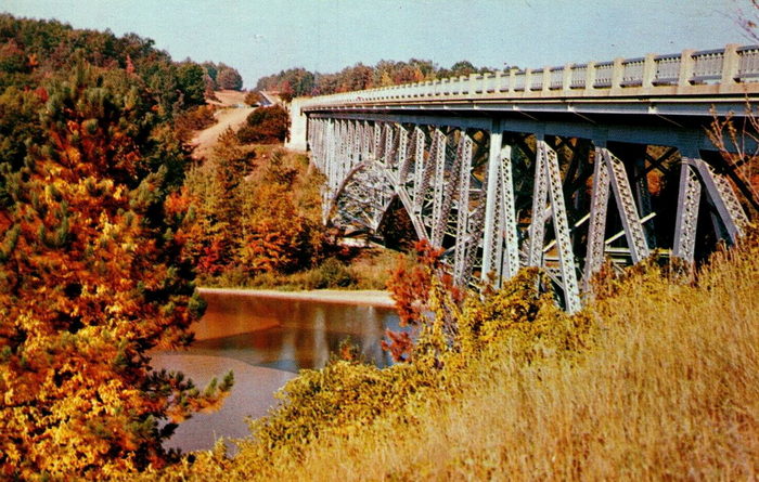 Wellston - Old Post Card Photo (newer photo)